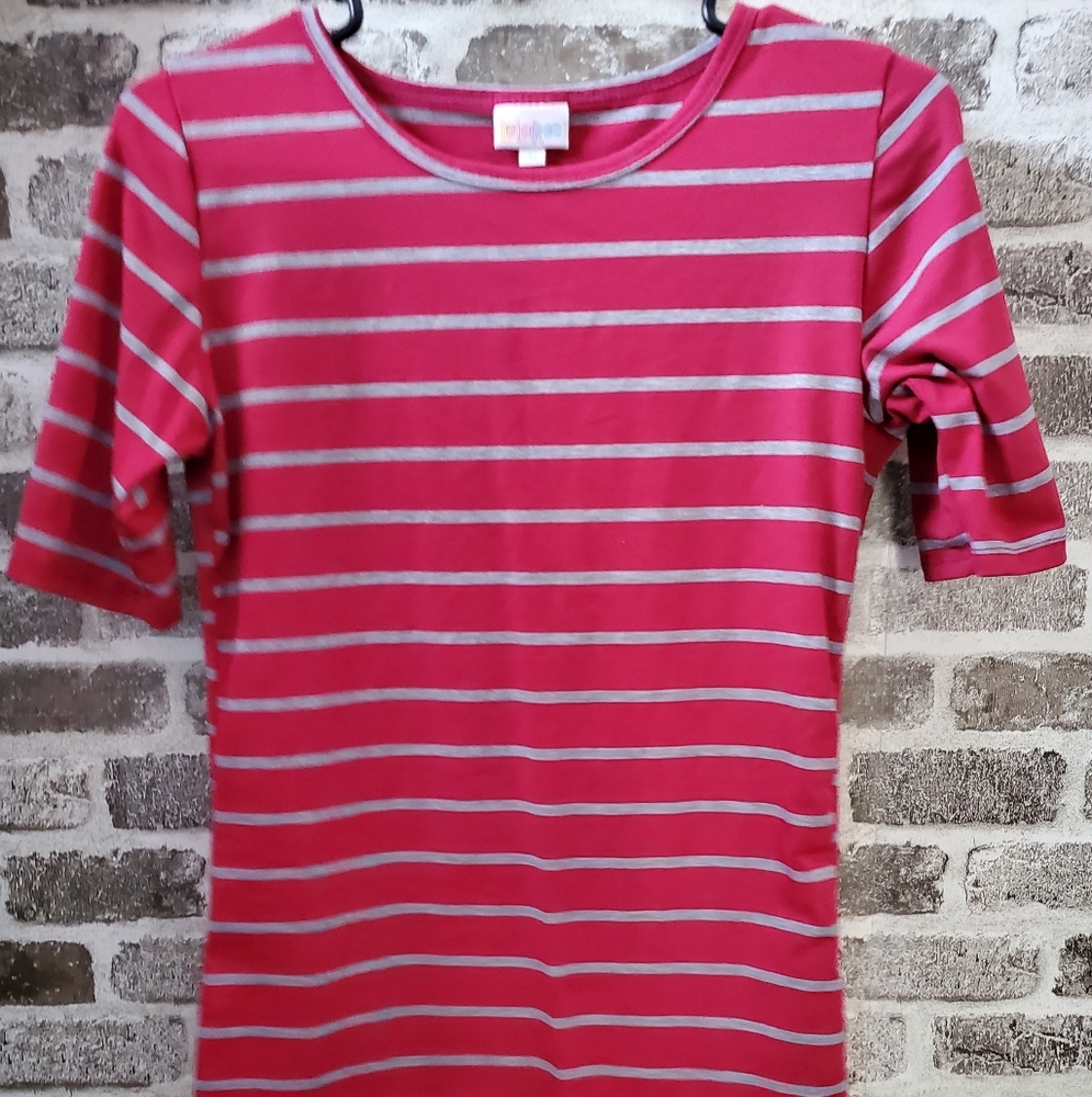 Lularoe medium pink and grey striped top w/ quarter length sleeves